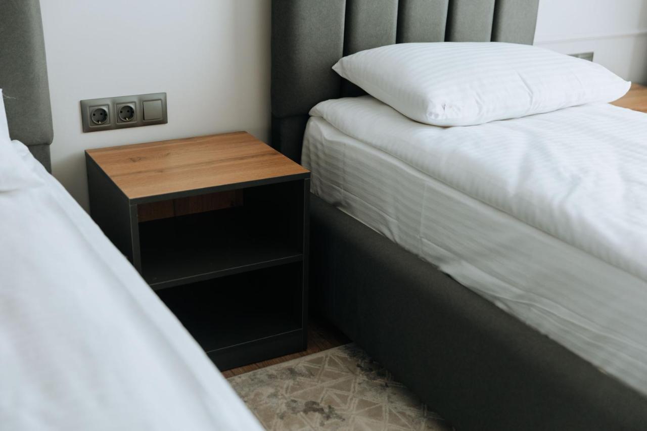 Aisha Hotel Μπισκέκ Εξωτερικό φωτογραφία