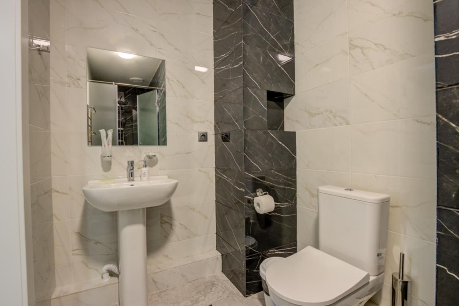 Aisha Hotel Μπισκέκ Εξωτερικό φωτογραφία