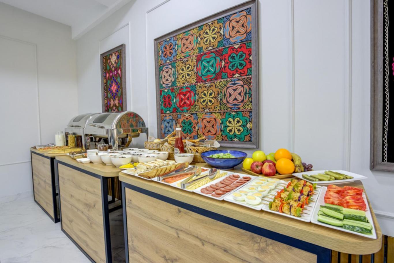 Aisha Hotel Μπισκέκ Εξωτερικό φωτογραφία